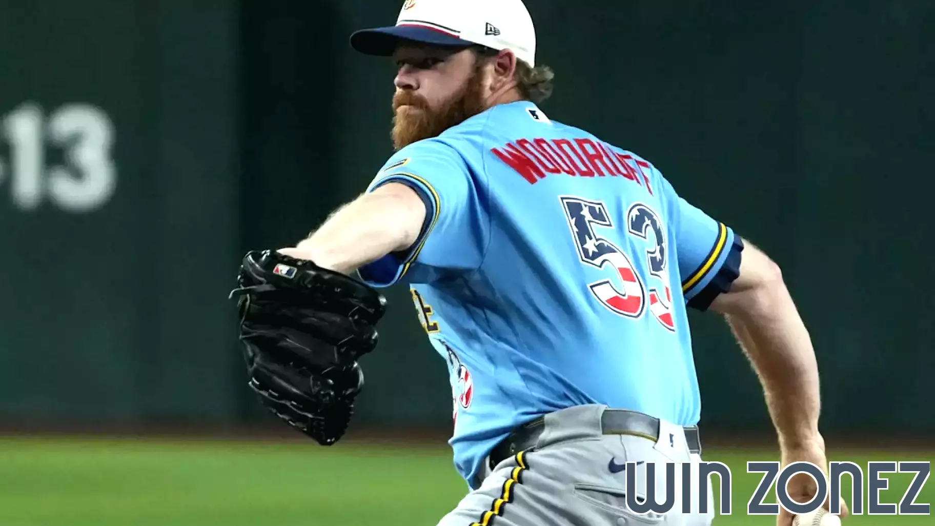 Brandon Woodruff leaves start early again with apparent injury