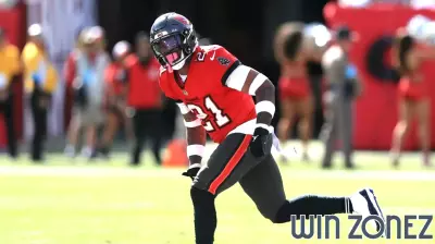 Chiefs Welcome Back Veteran Defender